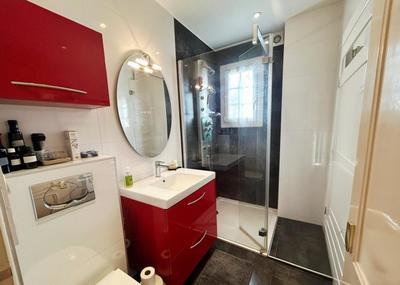 Maison - 142 m² - 6 pièces