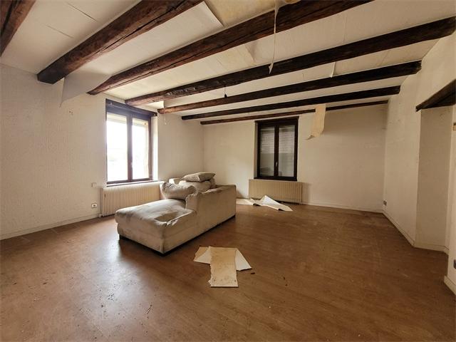 Maison - 210 m² - 5 pièces