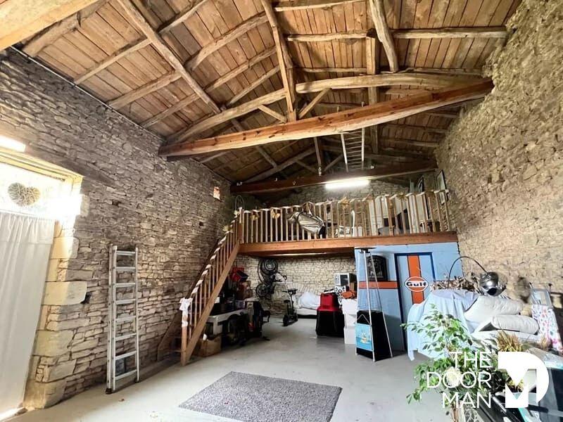 Propriété - 141 m² - 8 pièces