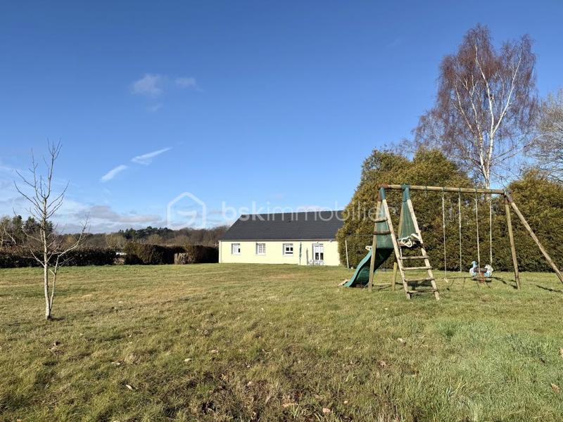 Pavillon - 90 m² - 5 pièces