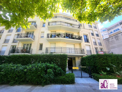 Appartement - 110 m² - 5 pièces