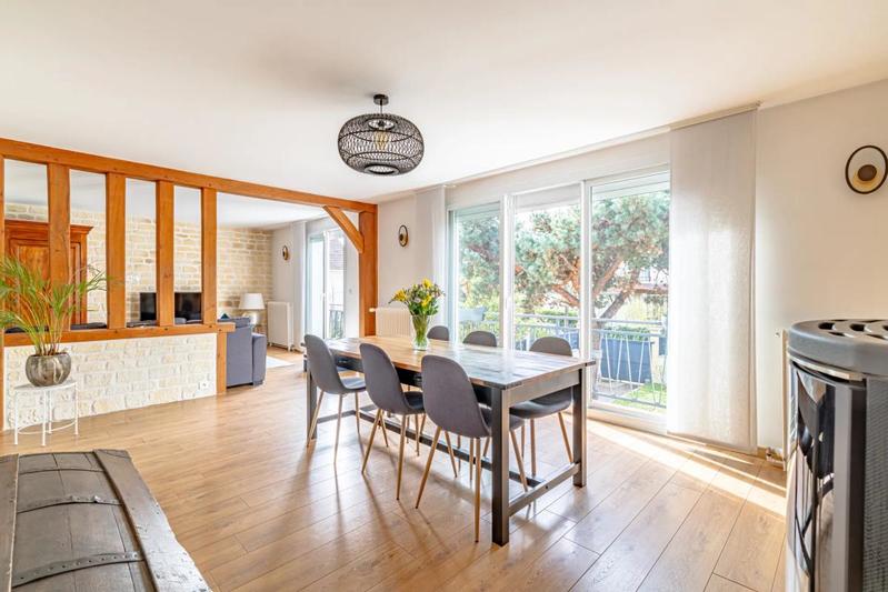 Pavillon - 148 m² - 6 pièces