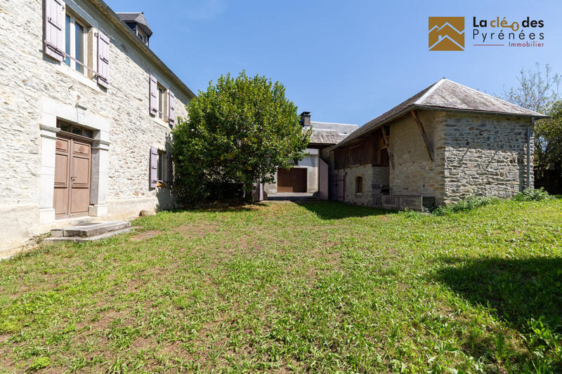 Maison traditionnelle - 190 m² - 5 pièces