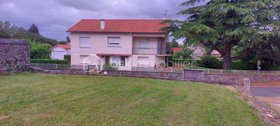 Maison - 133 m² - 5 pièces