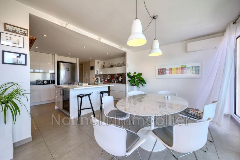 Appartement - 93 m² - 3 pièces