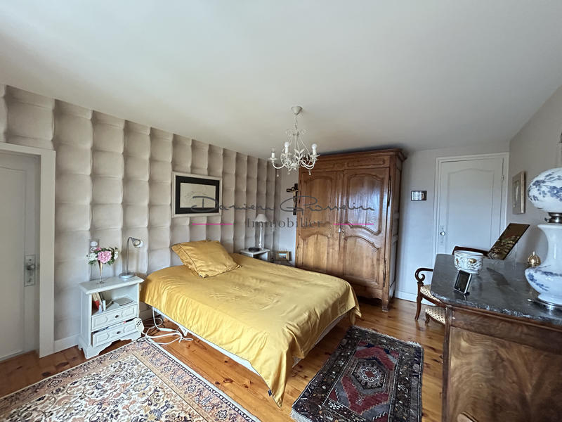 Maison - 140 m² - 6 pièces