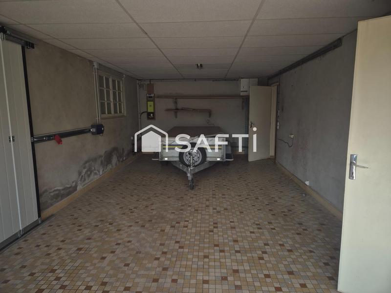 Maison - 210 m² - 7 pièces