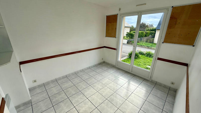 Local commercial - 114 m² - 7 pièces