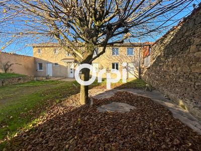 Maison - 122 m² - 5 pièces