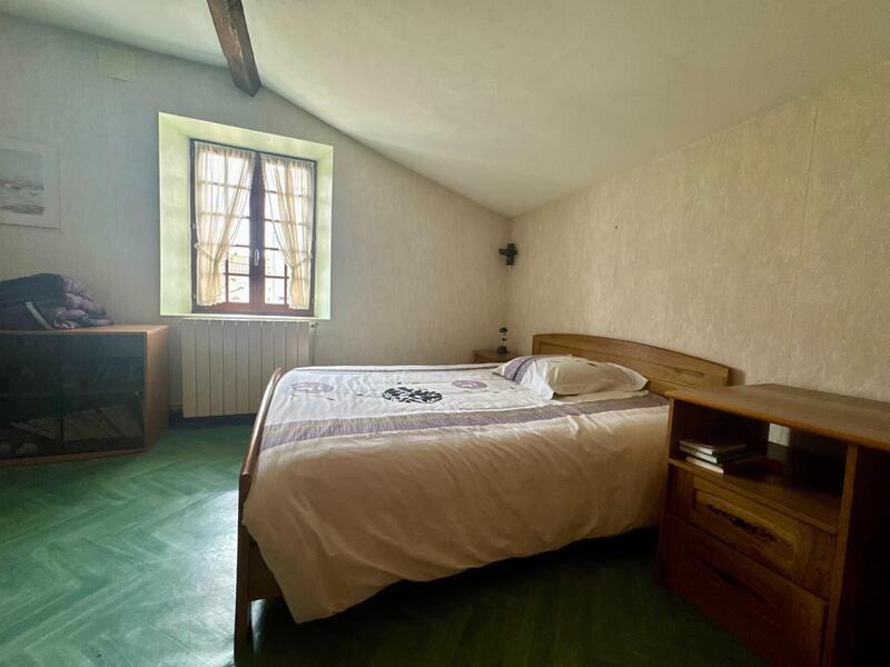 Maison - 148 m² - 6 pièces