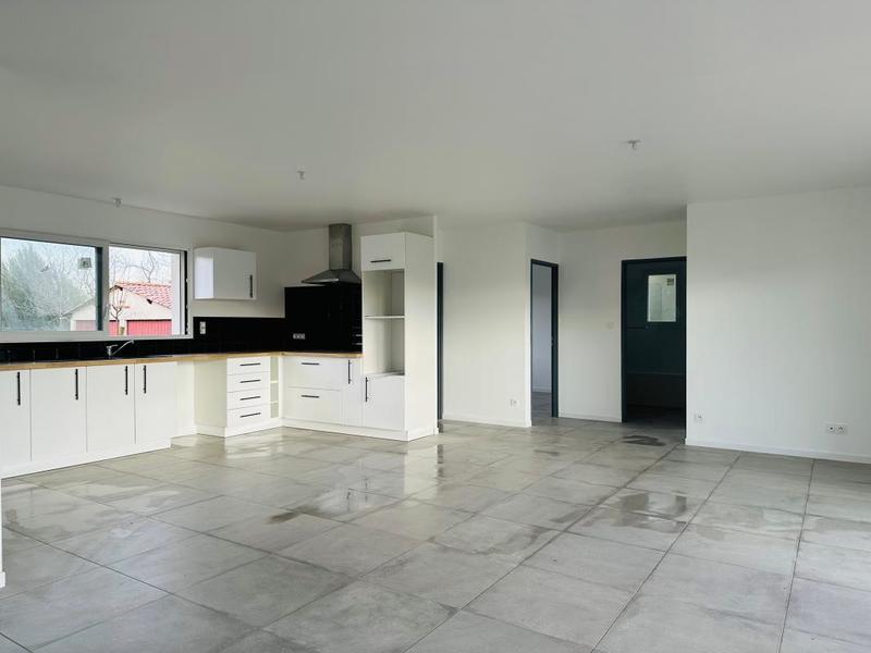 Maison - 120 m² - 4 pièces