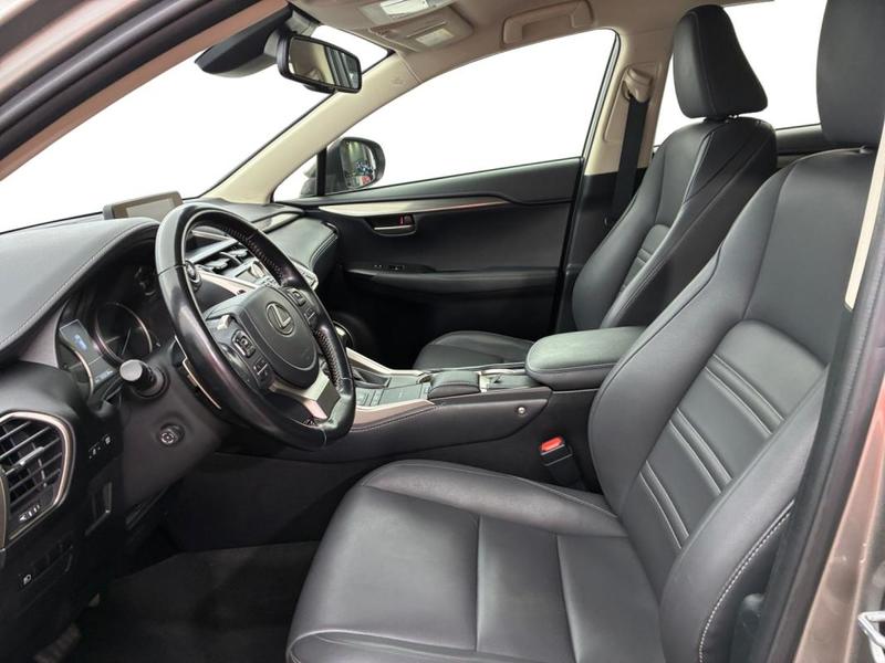 Lexus Nx My21 300h 2wd Pack Business