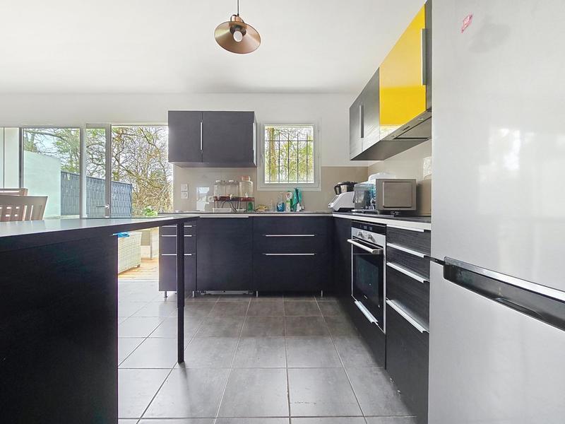 Maison - 90 m² - 4 pièces