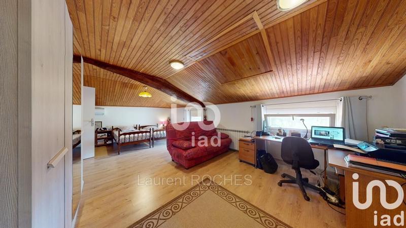 Maison - 372 m² - 12 pièces