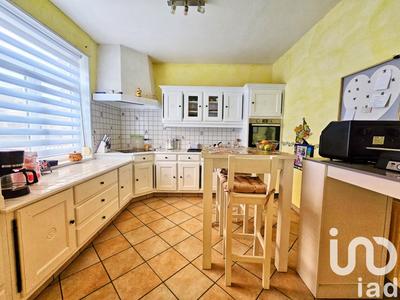 Maison - 218 m² - 5 pièces