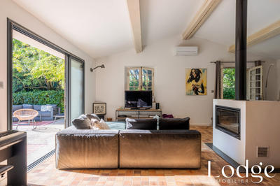 Maison ancienne - 250 m² - 8 pièces