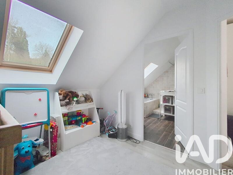 Maison - 80 m² - 4 pièces