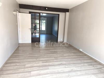 Maison - 104 m² - 5 pièces