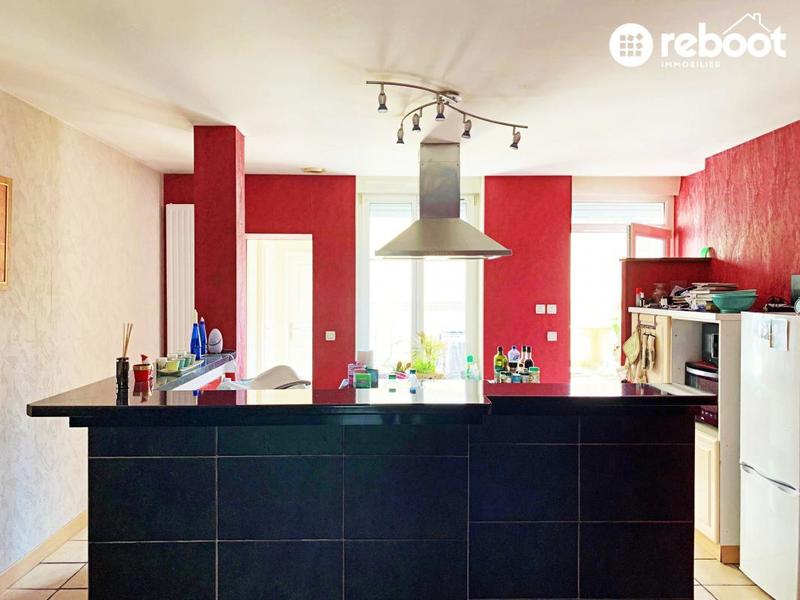 Appartement - 60 m² - 2 pièces