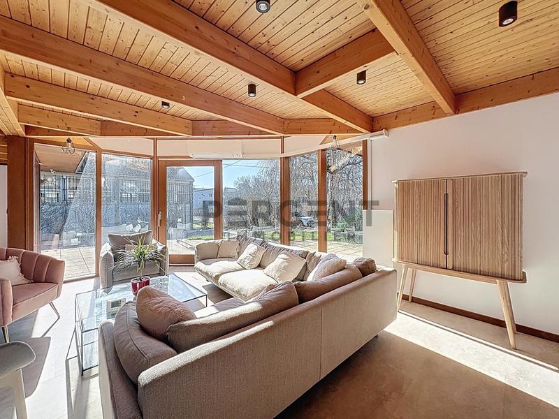 Maison contemporaine - 215 m² - 8 pièces