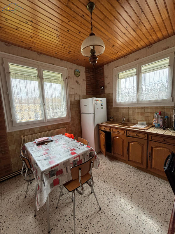 Maison - 88 m² - 6 pièces