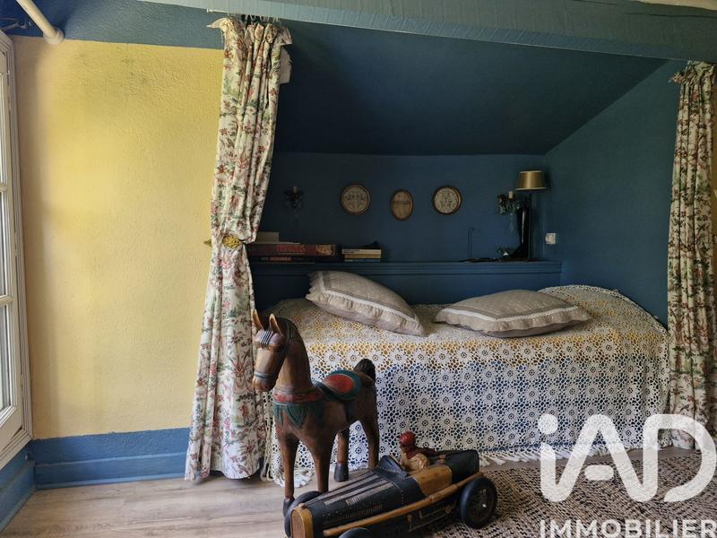 Maison de ville - 321 m² - 9 pièces