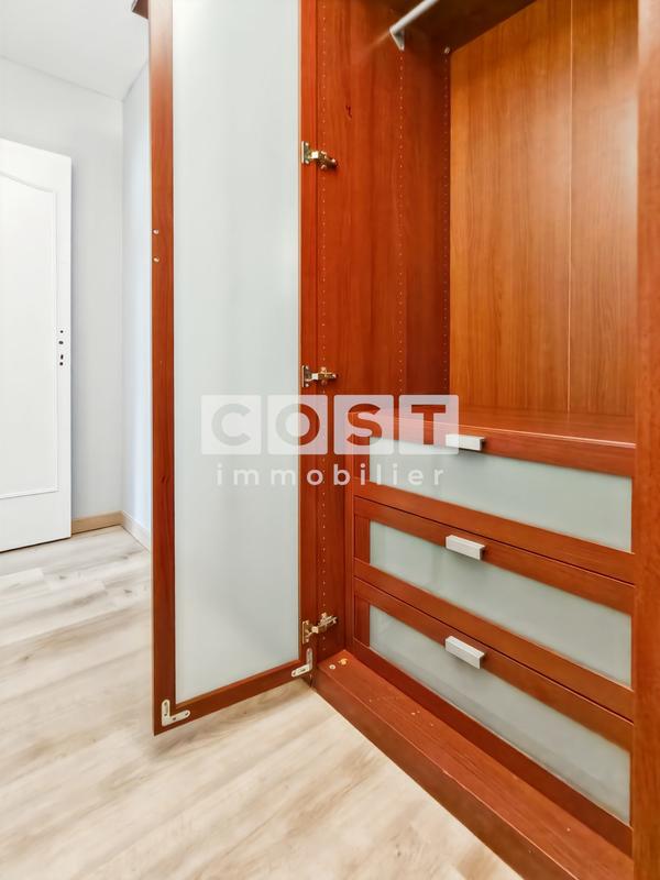 Appartement - 79 m² - 3 pièces