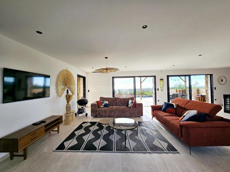 Villa - 136 m² - 4 pièces