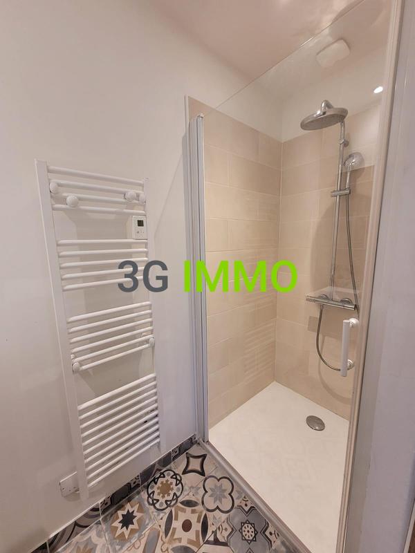 Maison de village - 80 m² - 5 pièces