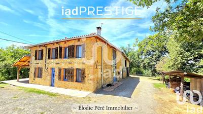 Maison - 236 m² - 6 pièces