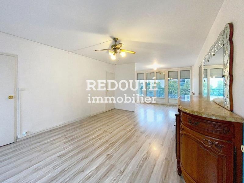 Appartement - 96 m² - 5 pièces