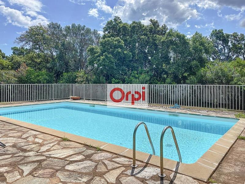 Propriété - 268 m² - 15 pièces