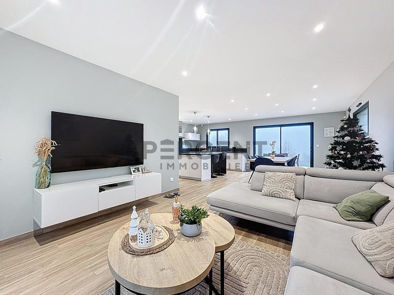 Maison - 115 m² - 5 pièces