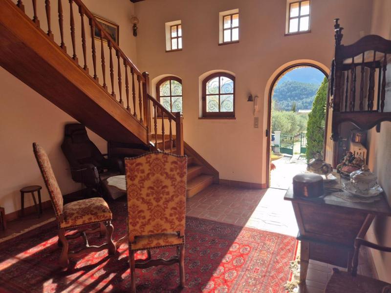 Villa - 230 m² - 5 pièces