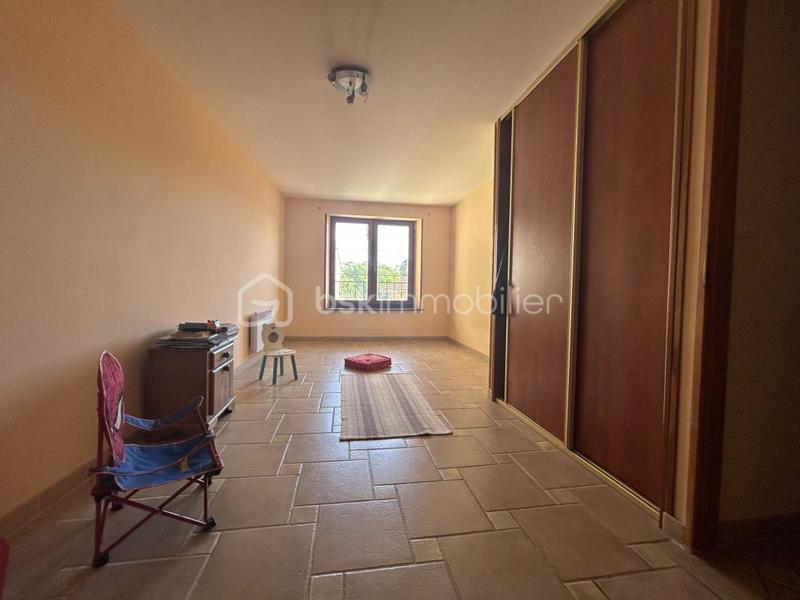 Maison - 150 m² - 4 pièces