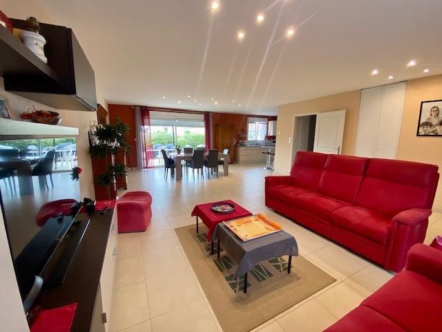 Maison de ville - 132 m² - 5 pièces