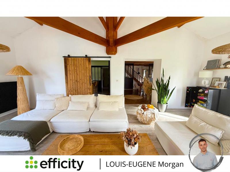 Demeure - 175 m² - 6 pièces