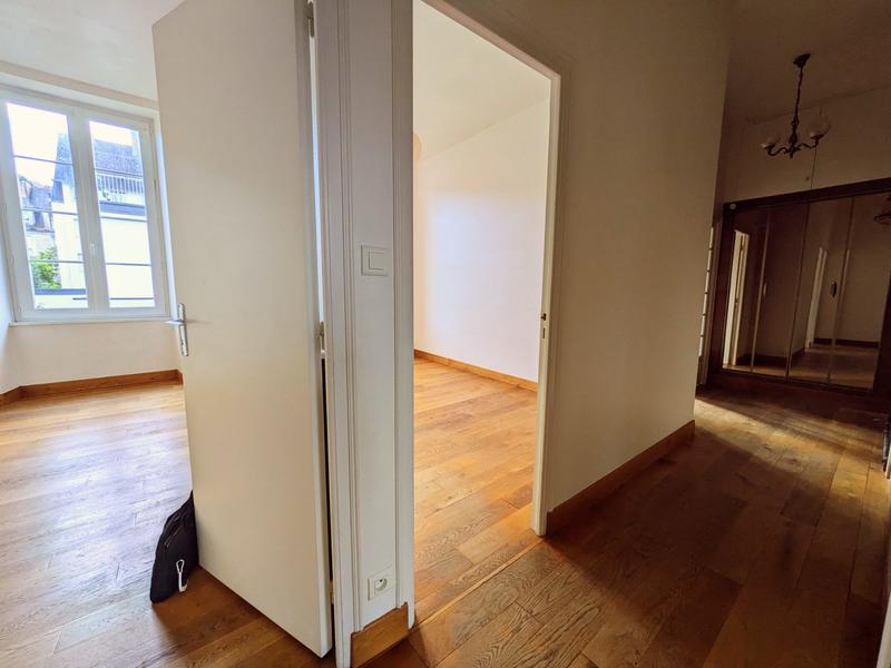 Appartement - 110 m² - 4 pièces