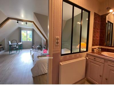 Maison - 170 m² - 5 pièces