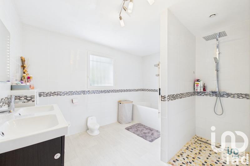 Maison - 155 m² - 7 pièces