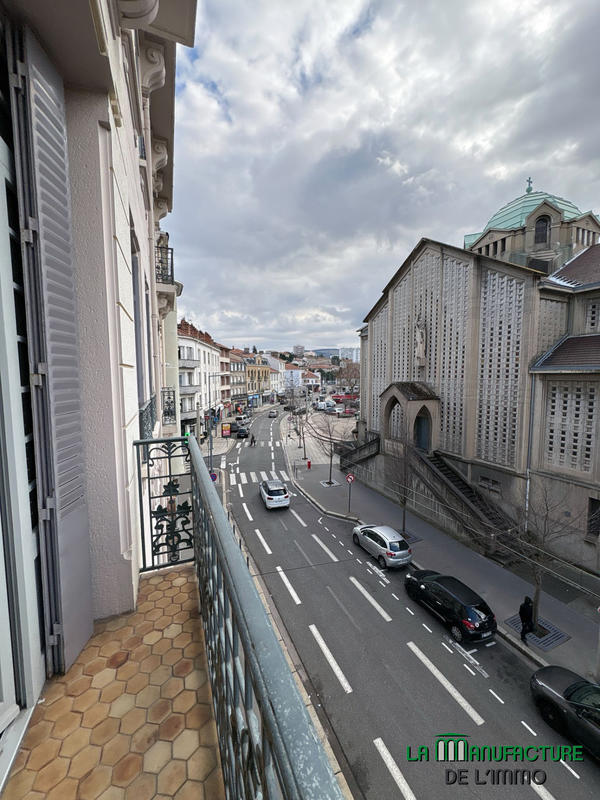 Appartement - 85 m² - 4 pièces