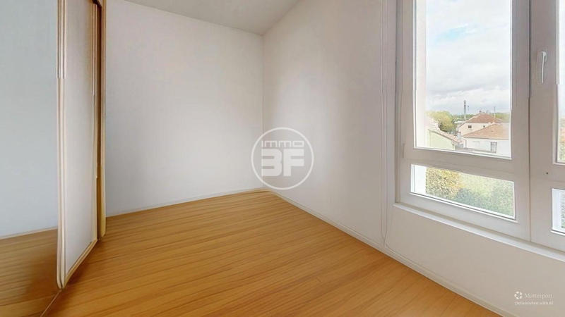 Appartement - 88 m² - 4 pièces