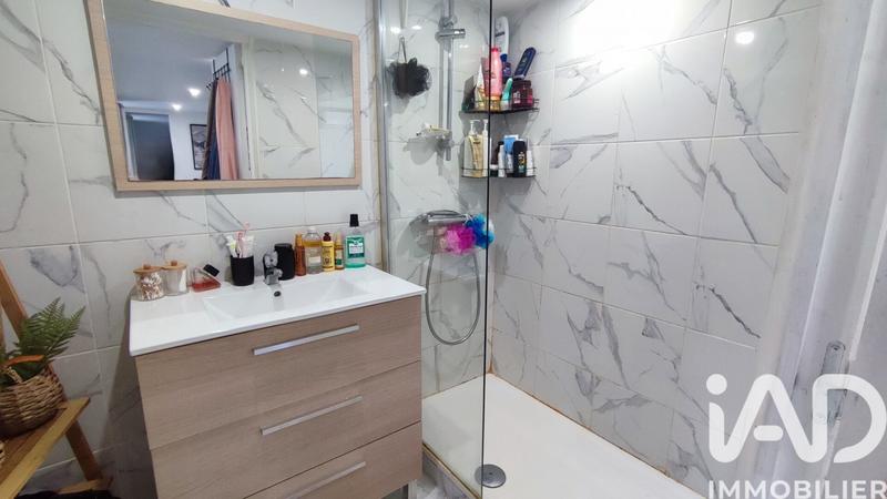 Maison - 328 m² - 16 pièces