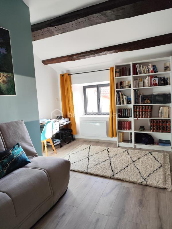 Maison en pierre - 74 m² - 3 pièces