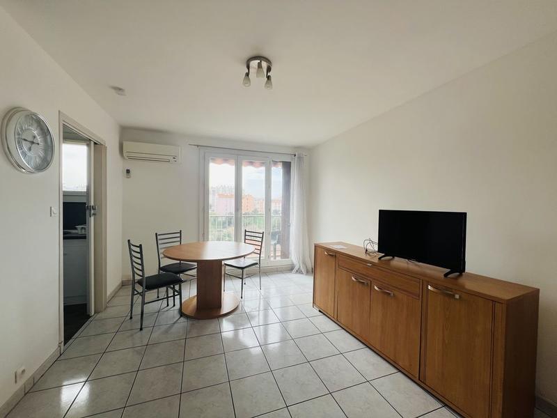 Studio - 27 m² - 1 pièce