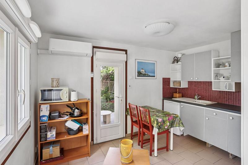 Maison - 285 m² - 10 pièces