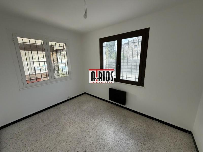 Local d'activité / Entrepôt - 70 m²