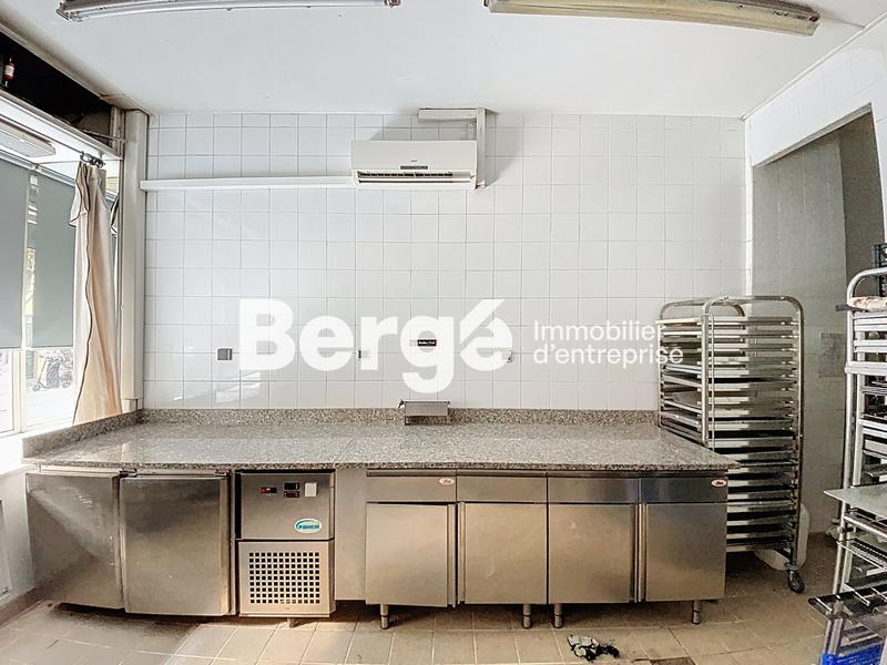 Local d'activités - 31 m² - 4 pièces