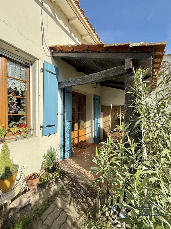 Maison ancienne - 225 m² - 8 pièces