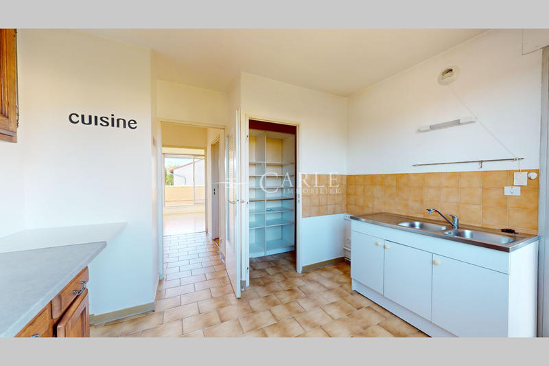 Appartement - 101 m² - 5 pièces